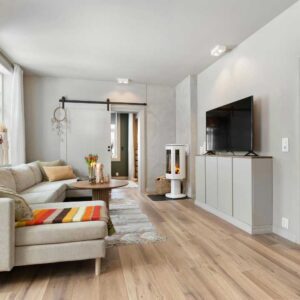 Living room with fireplace in a longtime family home where everyday life unfolded